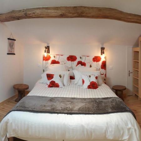 Bed and Breakfast La Cheneviere Saint-Rémy-de-Chargnat Exterior foto